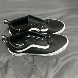 Vans Old Skool Leather Skate Shoe - Black